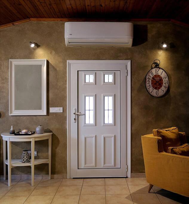 "Elegant & Quiet House" Apartment Игуменица Екстериор снимка